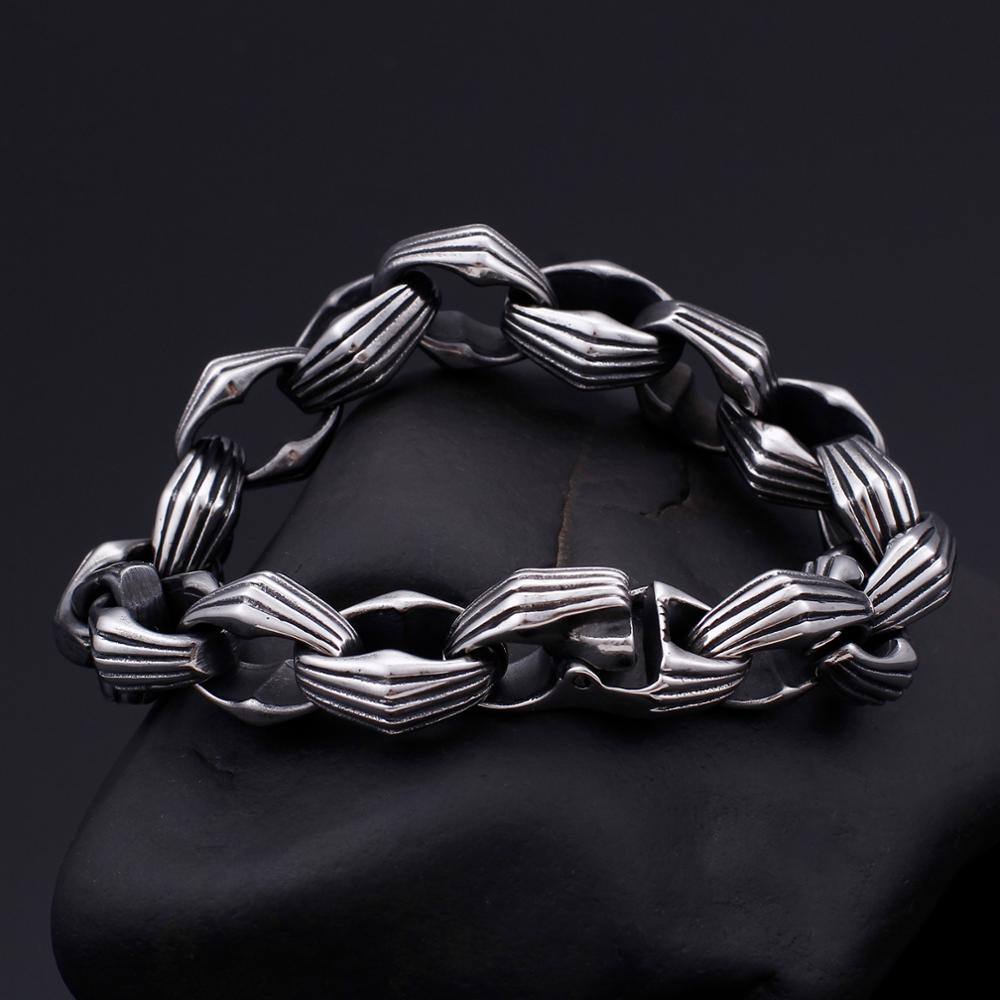 Minimalist Castline Chain Bracelet
